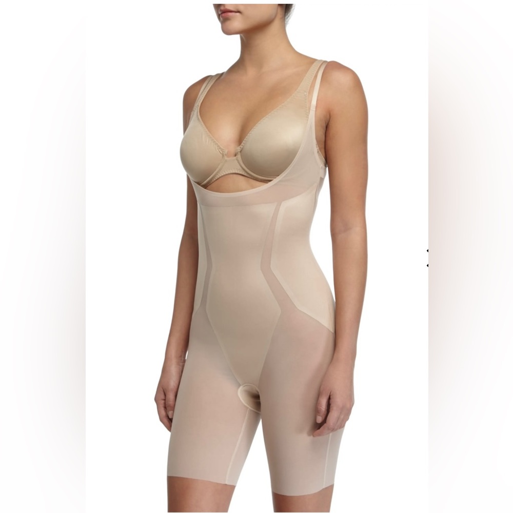 Spanx Haute Contour Open-Bust Mid-Thigh Bodysuit size Small NWOT